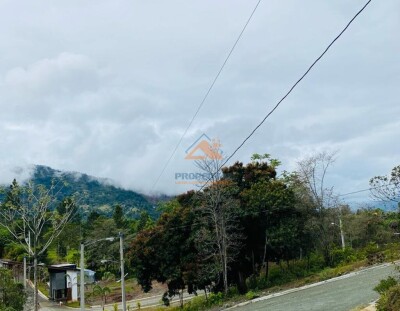 Venta de solares con vista a las montañas en Piedra Blanca, Jarabacoa