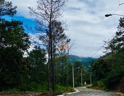 Venta de solares con vista a las montañas en Piedra Blanca, Jarabacoa