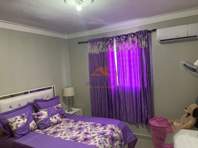 Moderna y amplia casa de venta en Gurabo, Santiago