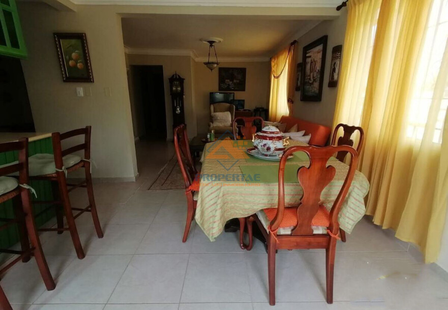 Casa de venta en el Residencial Palmas del Valle, Santiago-12