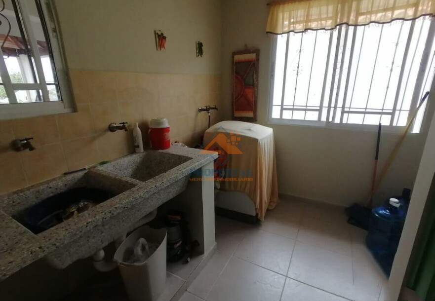 Casa de venta en el Residencial Palmas del Valle, Santiago-9