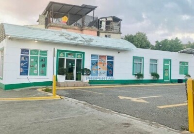 Commercial premises for sale in commercial area of Santiago