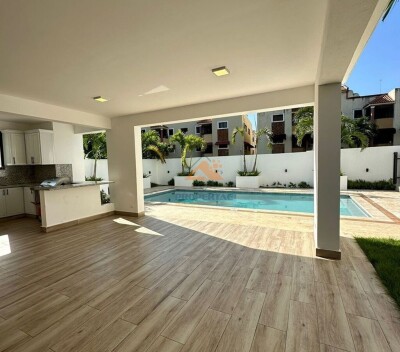 Amplio apartamento de venta 4to nivel en Gurabo, Santiago