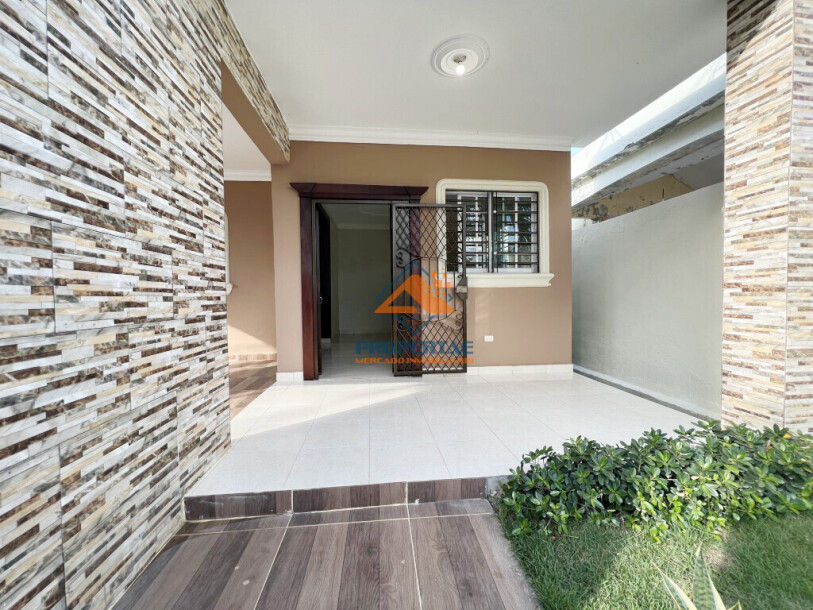 House for sale in Pontezuela, Santiago (Closed Project with 24/7 Security)-10