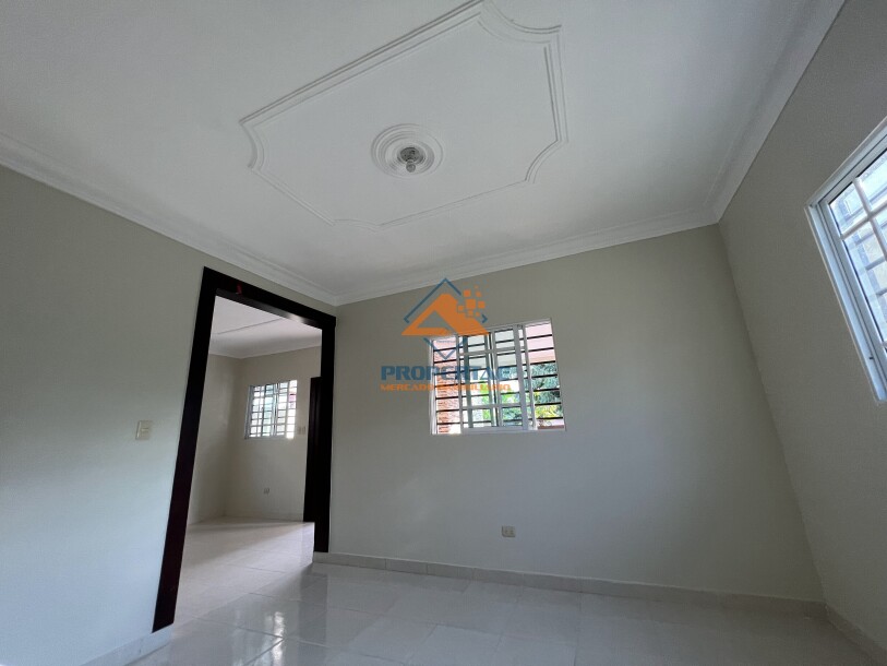 House for sale in Pontezuela, Santiago (Closed Project with 24/7 Security)-4